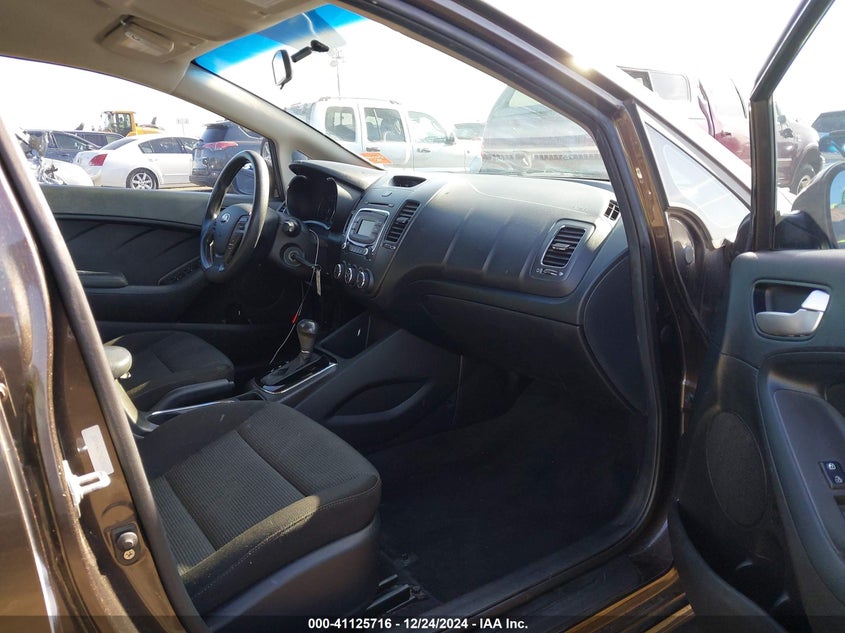 2017 KIA FORTE LX - 3KPFK4A77HE080617