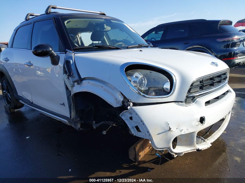 2016 MINI COUNTRYMAN VIN: WMWZC5C57GWU04128