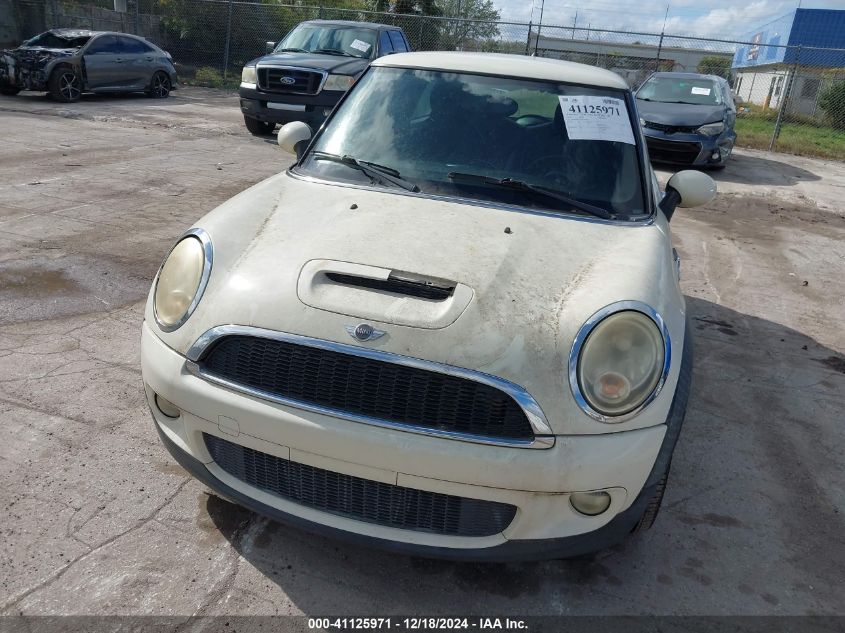 2008 Mini Cooper S VIN: WMWMF73558TV38507 Lot: 41125971