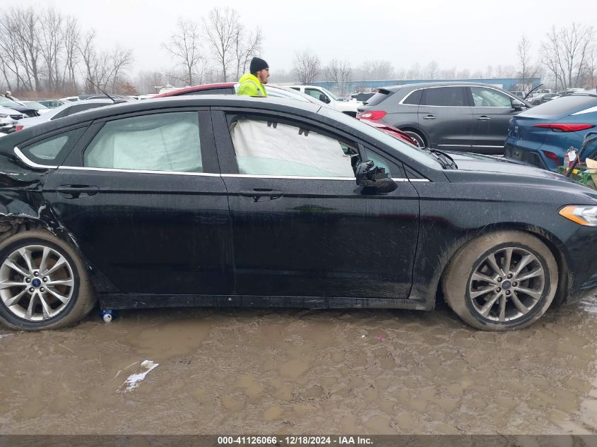 VIN 3FA6P0HD6HR365068 2017 Ford Fusion, SE no.13