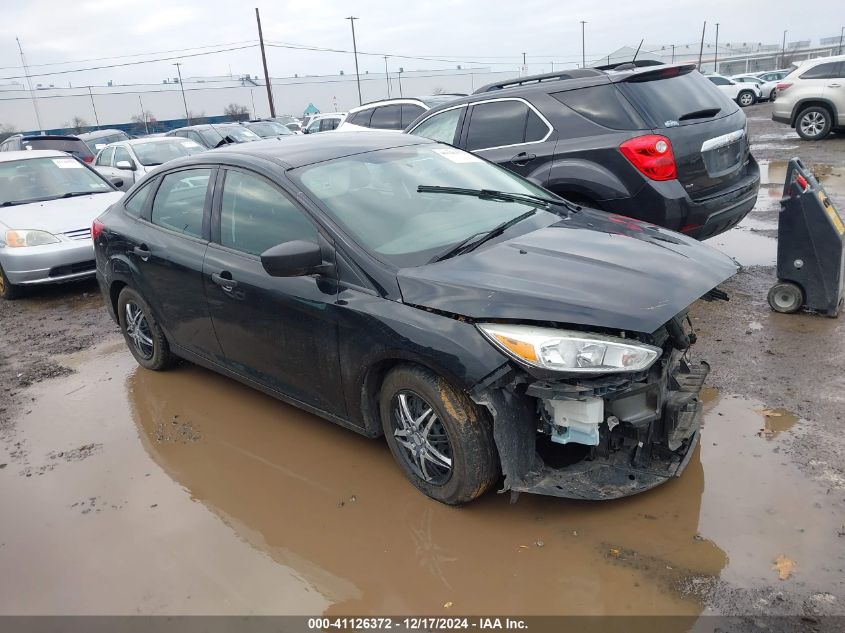 VIN 1FADP3E21HL338953 2017 FORD FOCUS no.1