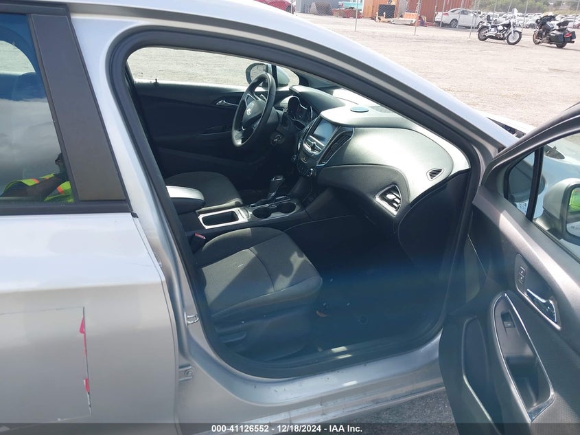 VIN 1G1BC5SM3K7109536 2019 CHEVROLET CRUZE LS