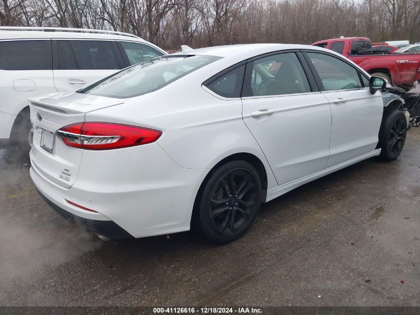 VIN 3FA6P0HD3KR215586 2019 Ford Fusion, SE no.4