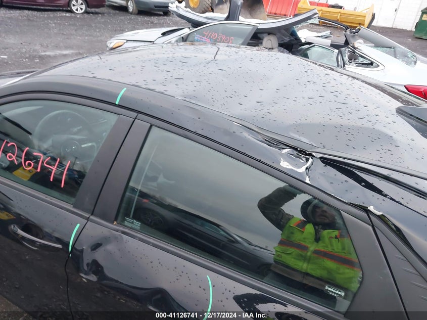 2021 HYUNDAI ELANTRA VIN: KMHLM4AG0MU117348