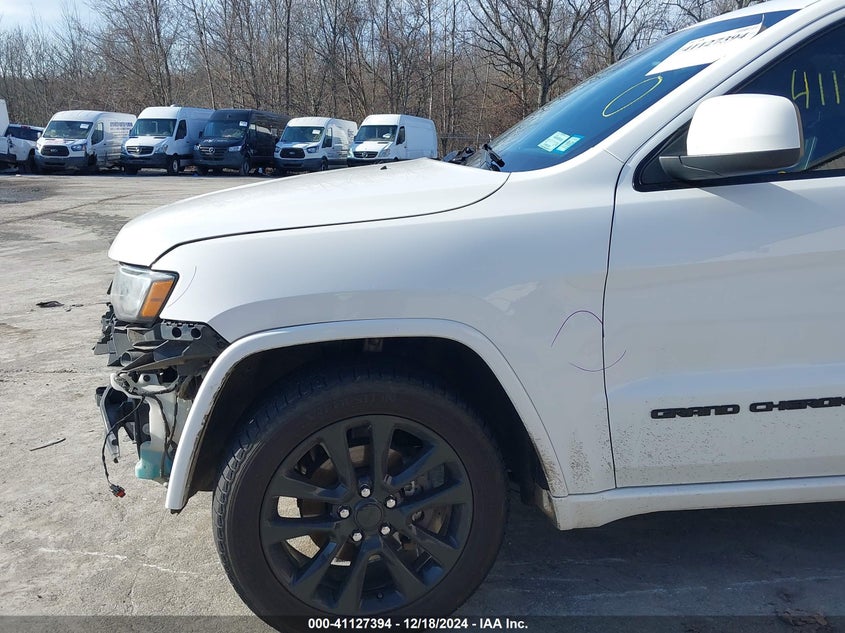 VIN 1C4RJFAG2HC910925 2017 JEEP GRAND CHEROKEE ALTITUDE 4X4