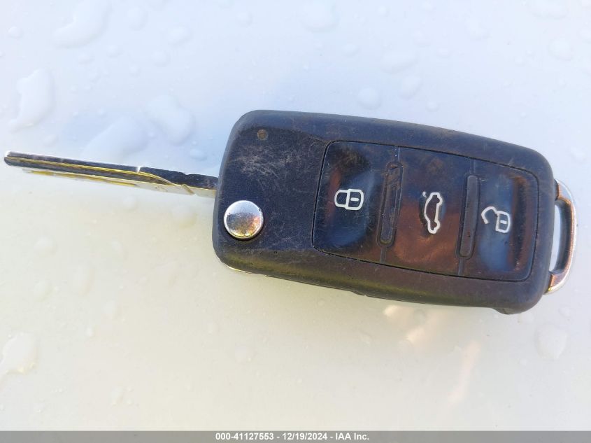 2015 VOLKSWAGEN JETTA 1.8T SE - 3VWD17AJ9FM263086