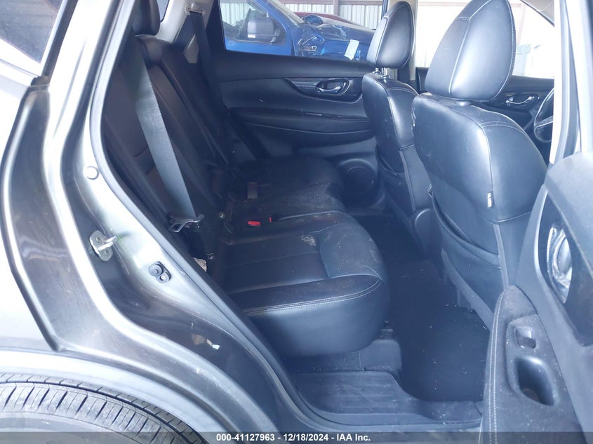 VIN JN8AT2MT0JW467322 2018 NISSAN ROGUE SL