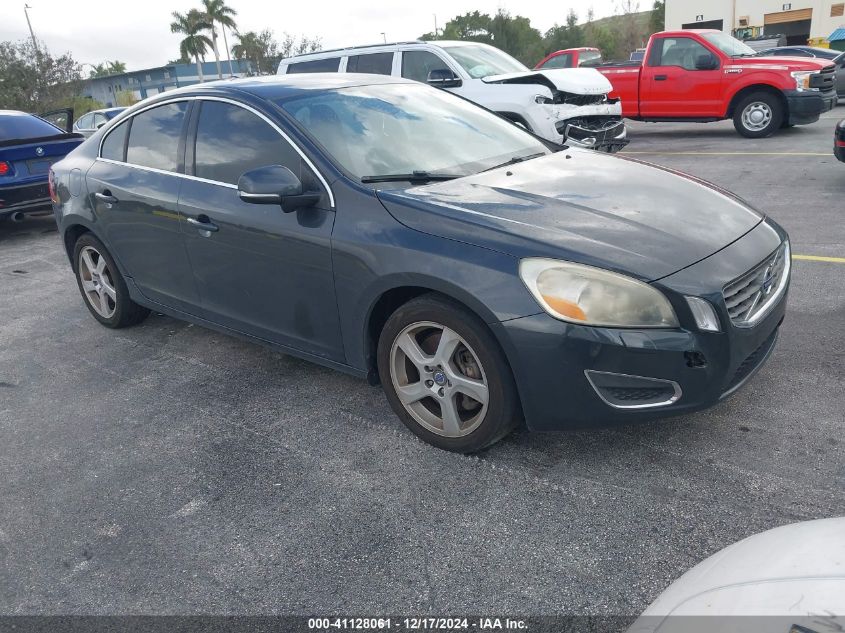 VIN YV1612FS0D2188986 2013 VOLVO S60 no.1