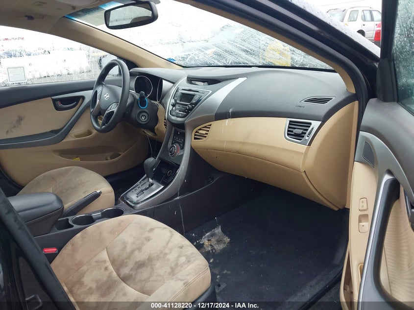 2013 HYUNDAI ELANTRA VIN: KMHDH4AE0DU851916