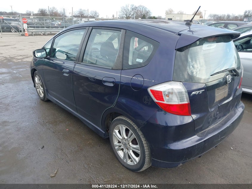 2009 HONDA FIT VIN: JHMGE88489S004612
