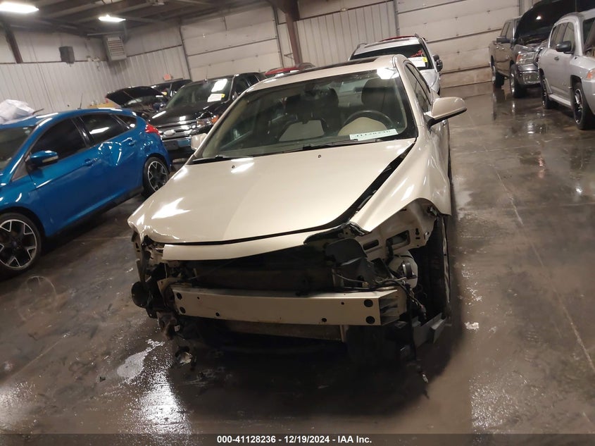 2012 CHEVROLET MALIBU VIN: 1G1ZE5E09CF152528