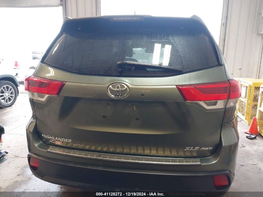 VIN 5TDJZRFHXKS713967 2019 TOYOTA HIGHLANDER no.17