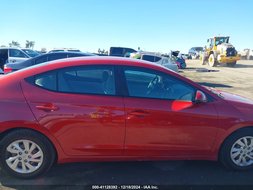 2019 HYUNDAI ELANTRA SE - 5NPD74LF6KH452450