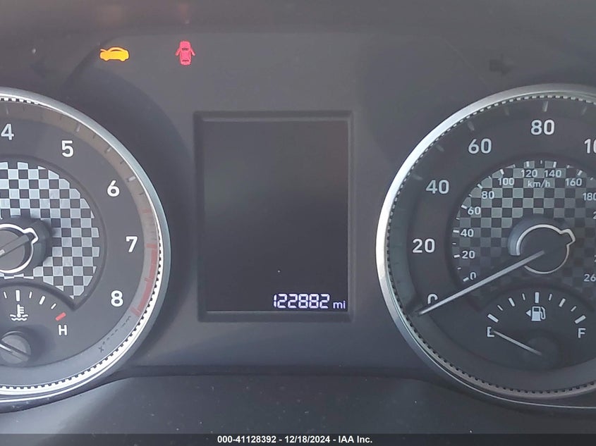 2019 HYUNDAI ELANTRA SE - 5NPD74LF6KH452450