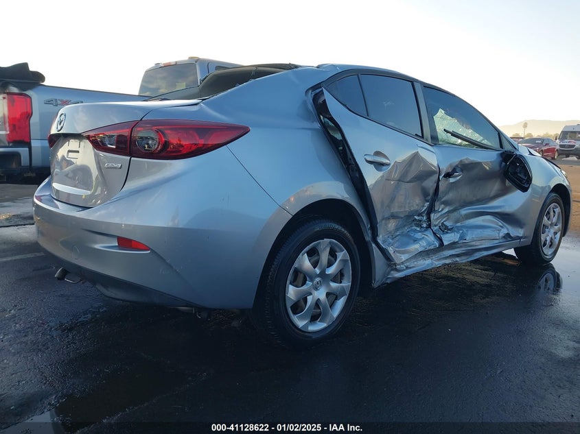 2018 MAZDA MAZDA3 SPORT - 3MZBN1U79JM276969