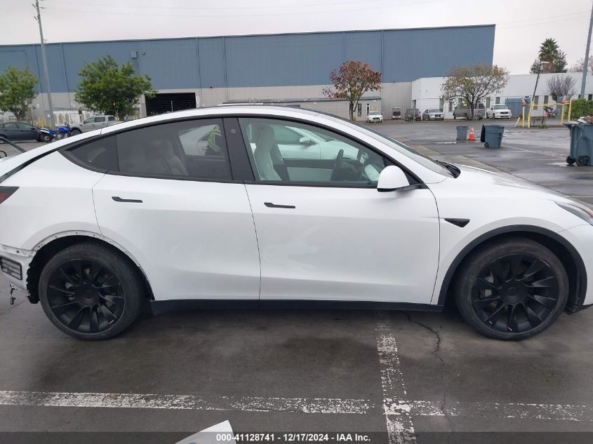 2021 TESLA MODEL Y LONG RANGE DUAL MOTOR ALL-WHEEL DRIVE - 5YJYGDEE2MF095744