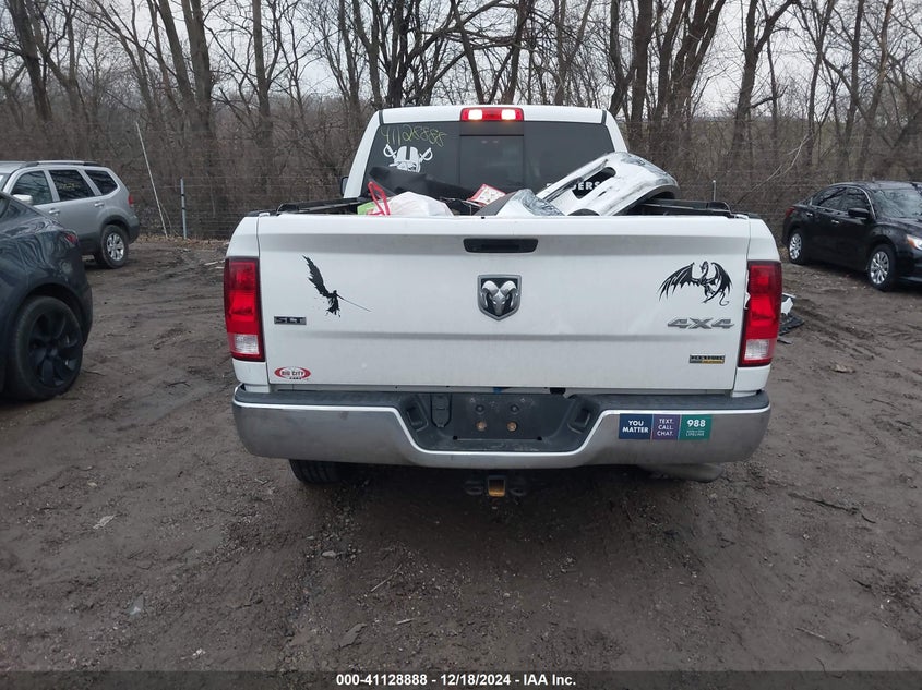 2019 RAM 1500 CLASSIC VIN: 1C6RR7GGXKS582518