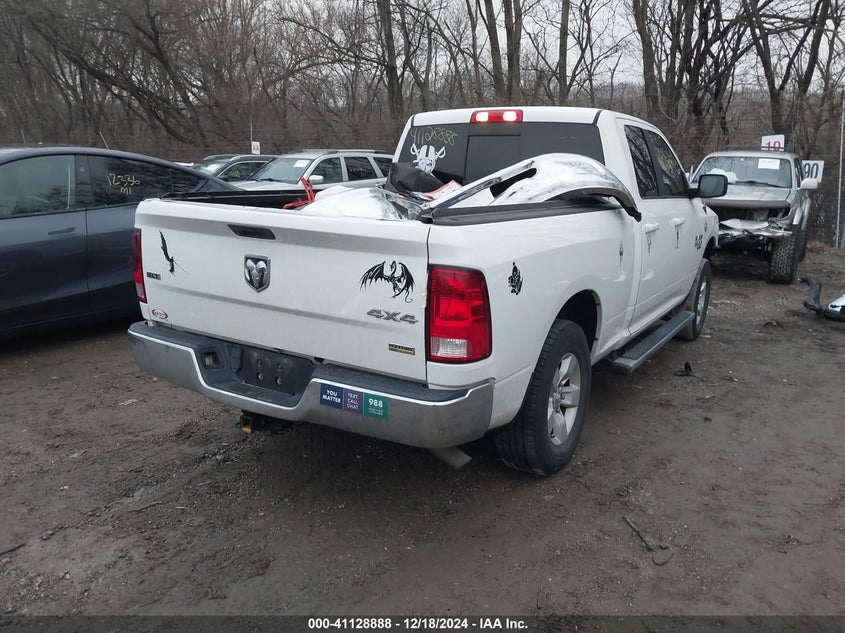 2019 RAM 1500 CLASSIC VIN: 1C6RR7GGXKS582518