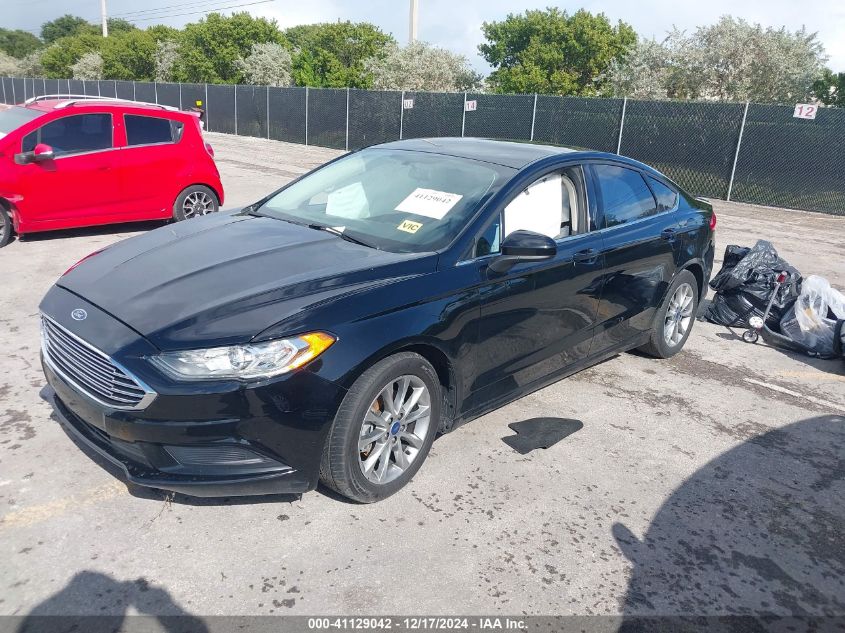 VIN 3FA6P0HD4HR402974 2017 FORD FUSION no.2