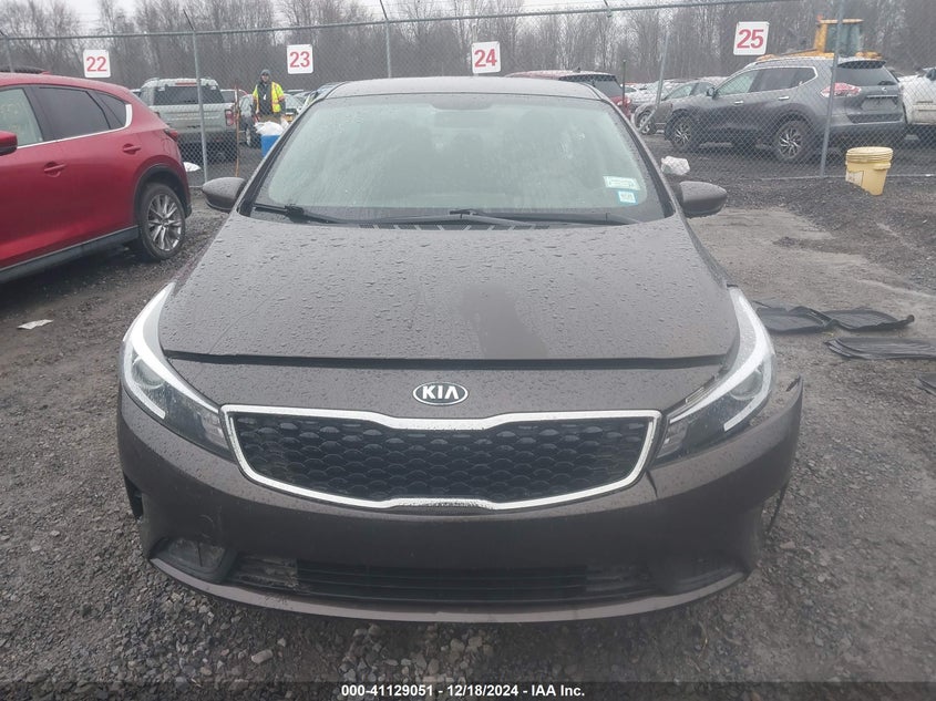 2018 KIA FORTE LX - 3KPFK4A76JE227399
