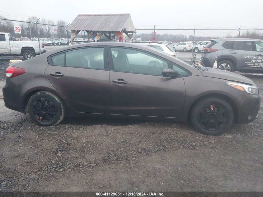 2018 KIA FORTE LX - 3KPFK4A76JE227399