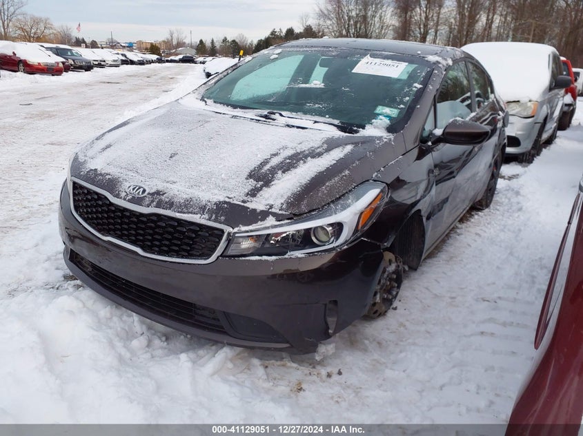2018 KIA FORTE LX - 3KPFK4A76JE227399