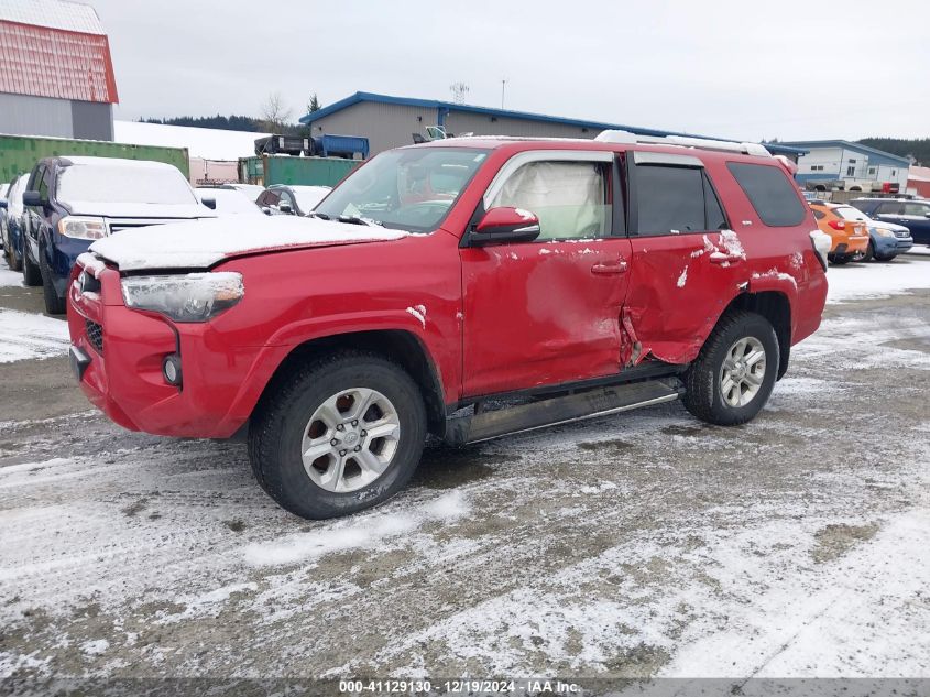 VIN JTEBU5JRXJ5522285 2018 TOYOTA 4RUNNER no.2