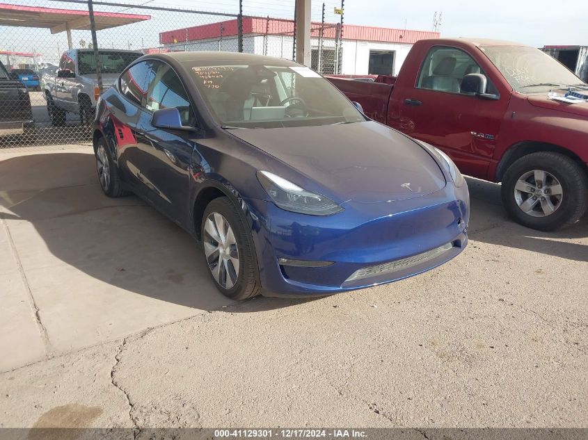 VIN 7SAYGDEE7PF908423 2023 Tesla Model Y, Awd/Long... no.1