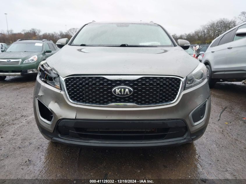 VIN 5XYPGDA36HG318530 2017 KIA Sorento, 2.4L Lx no.13