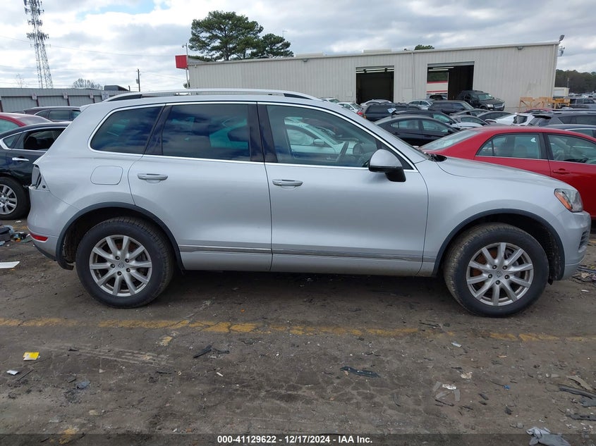 2011 VOLKSWAGEN TOUAREG VIN: WVGFK9BP4BD003462