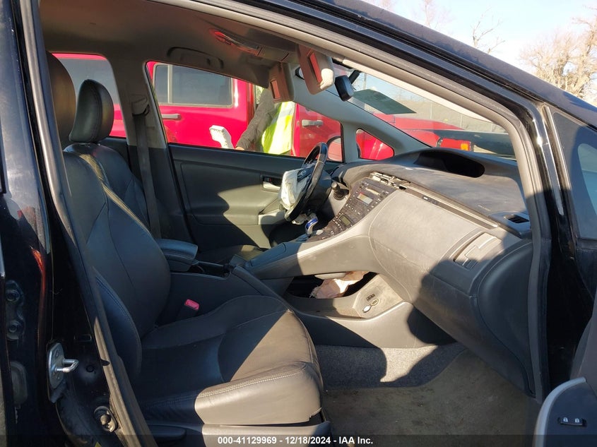 2011 TOYOTA PRIUS VIN: JTDKN3DU9B5348572
