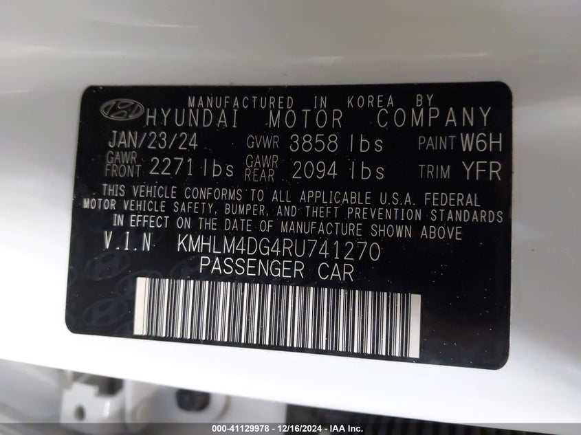 2024 HYUNDAI ELANTRA VIN: KMHLM4DG4RU741270
