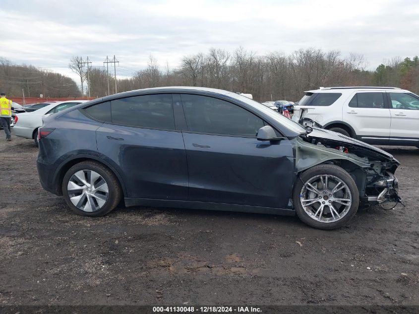 2024 Tesla Model Y Long Range Dual Motor All-Wheel Drive VIN: 7SAYGDEE4RA235364 Lot: 41130048