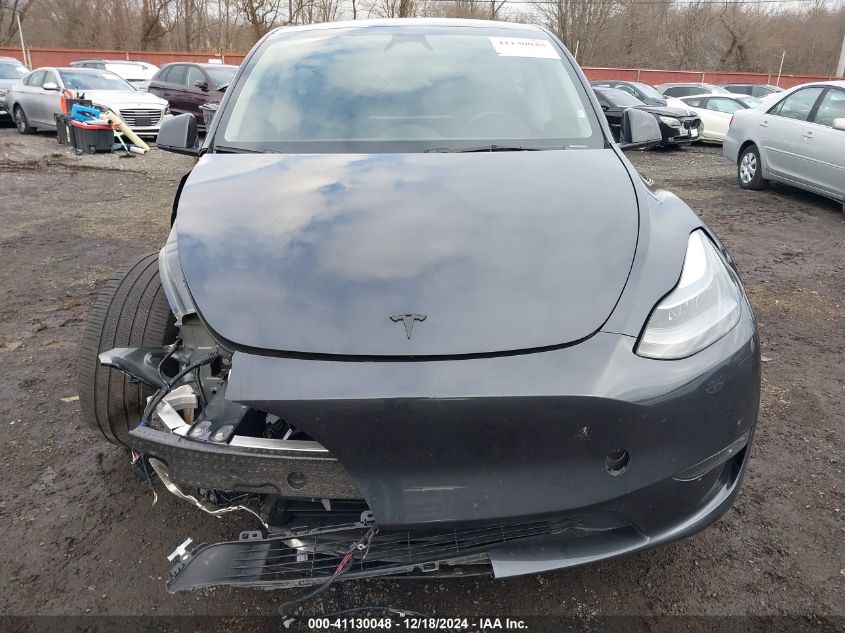 2024 Tesla Model Y Long Range Dual Motor All-Wheel Drive VIN: 7SAYGDEE4RA235364 Lot: 41130048