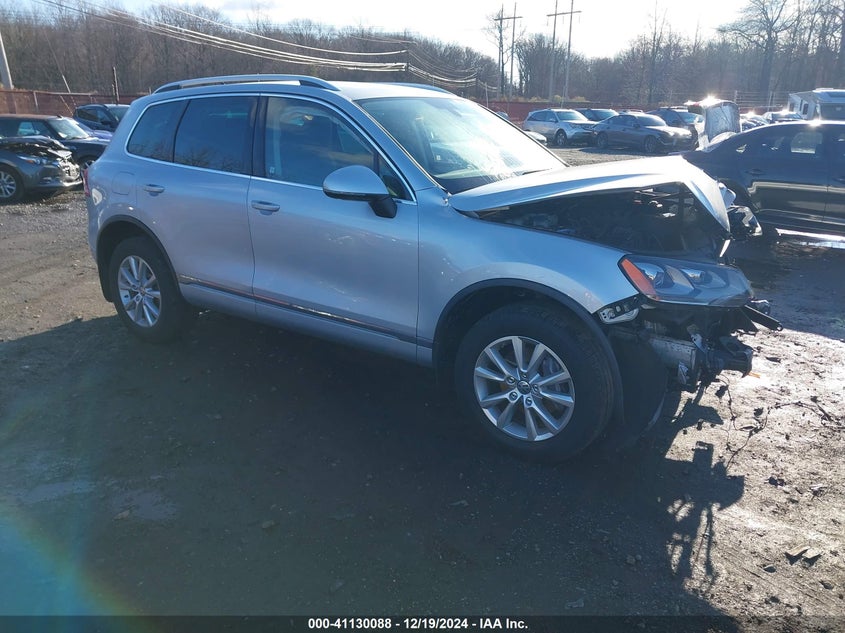 2014 VOLKSWAGEN TOUAREG 3.6L SPORT - WVGEF9BP4ED013638