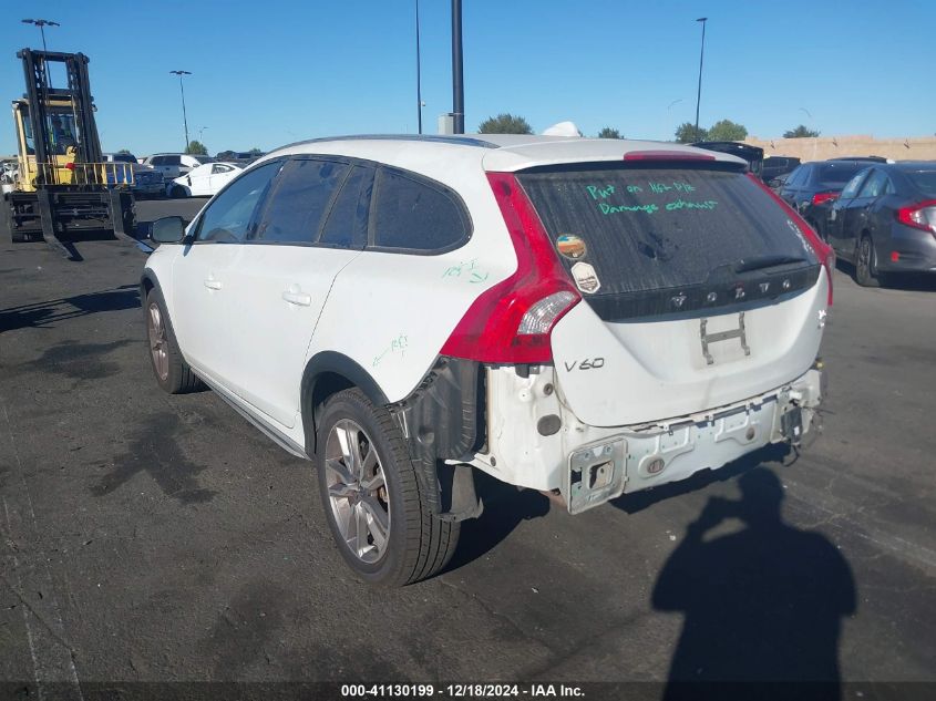 VIN YV440MWK6J2050096 2018 Volvo V60, Cross Country T5 no.15