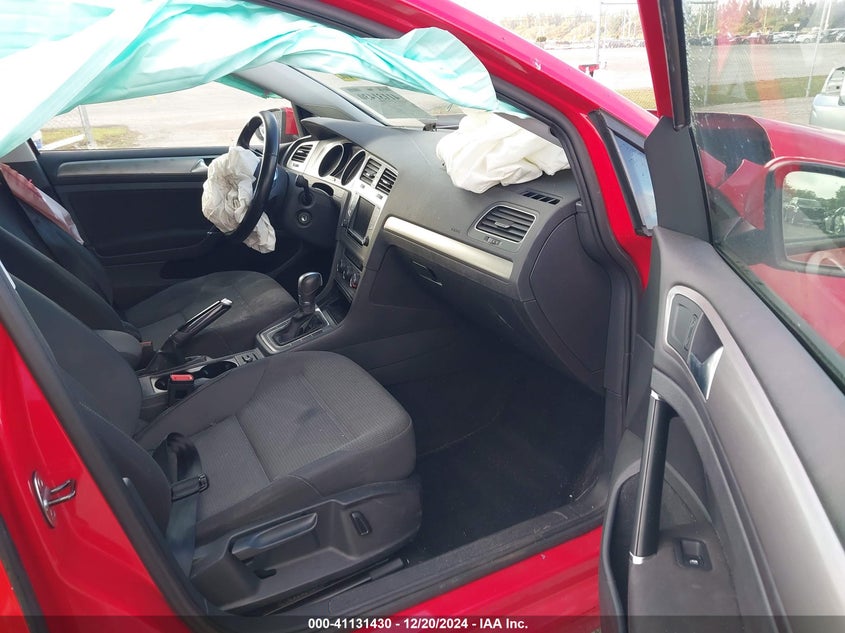 2017 VOLKSWAGEN GOLF VIN: 3VW217AUXHM030001