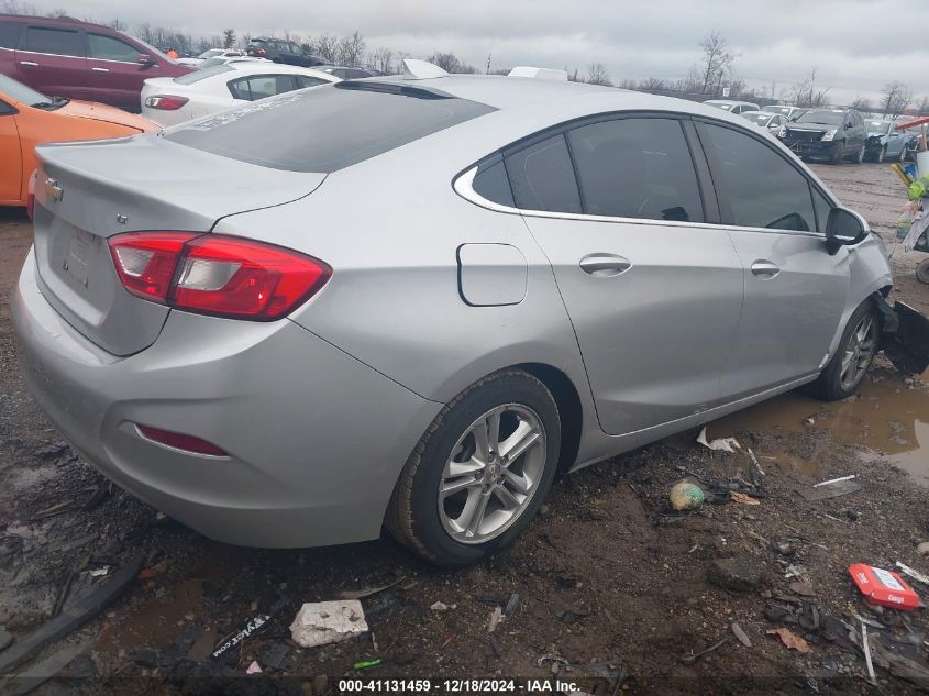 VIN 1G1BE5SM2J7237257 2018 Chevrolet Cruze, Lt Auto no.4