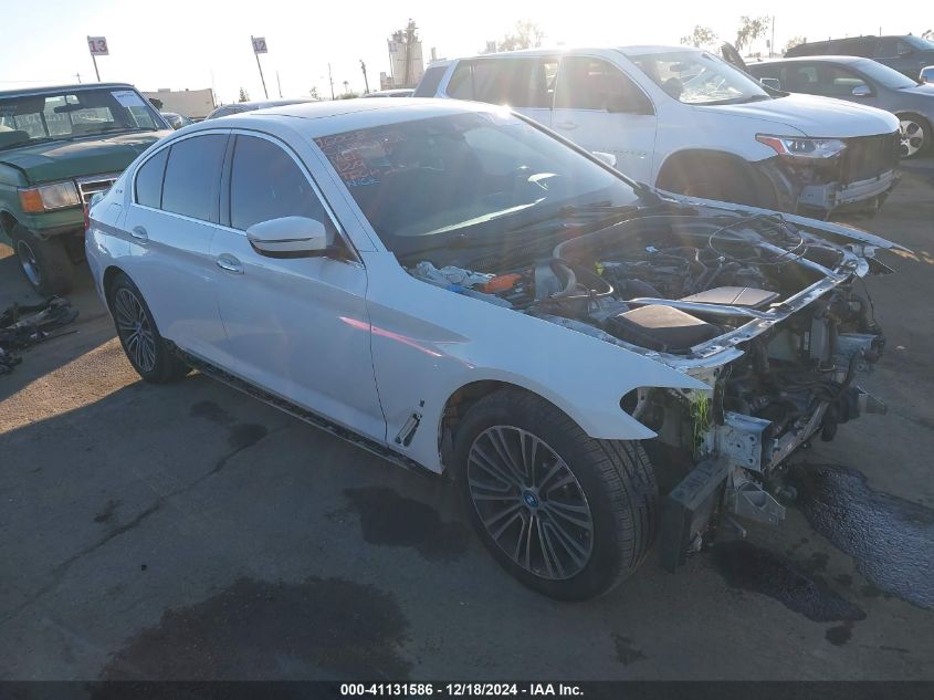 VIN WBAJA9C50JB248992 2018 BMW 5 Series, 530E Iperf... no.1