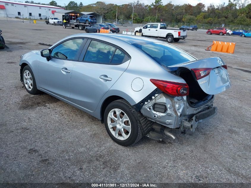 VIN 3MZBN1U75JM214582 2018 Mazda 3, Sport no.3