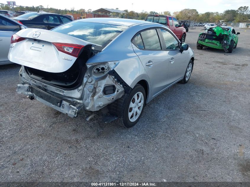 VIN 3MZBN1U75JM214582 2018 Mazda 3, Sport no.4