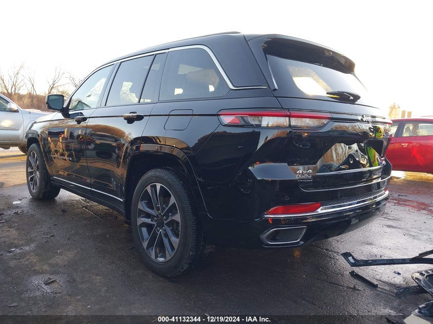 VIN 1C4RJHDG9PC505599 2023 JEEP GRAND CHEROKEE OVERLAND 4X4