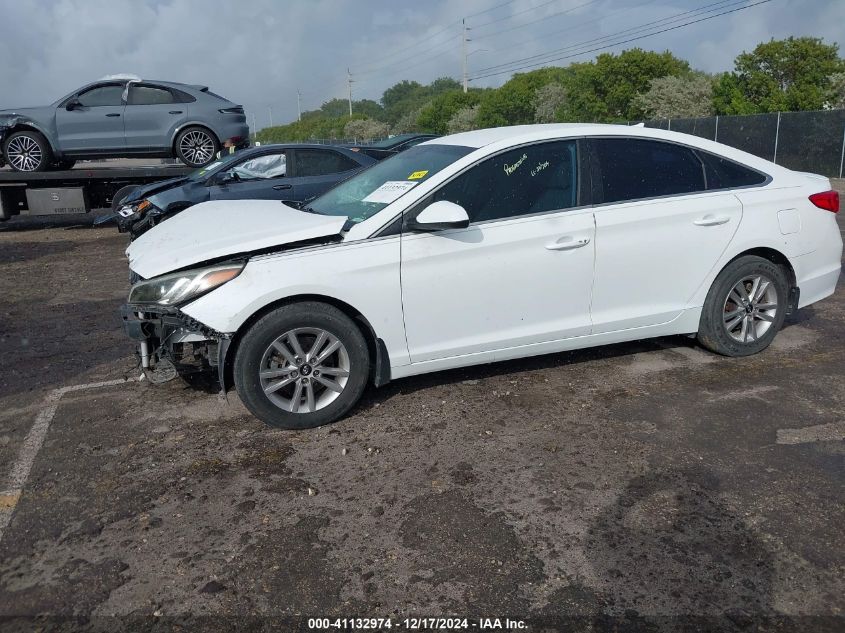 VIN 5NPE24AF2GH310710 2016 Hyundai Sonata, SE no.2