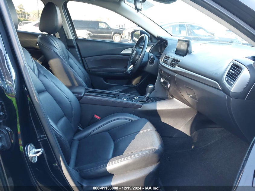 2017 MAZDA MAZDA3 TOURING - JM1BN1V74H1106513