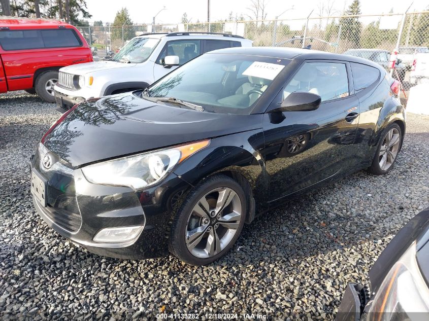 VIN KMHTC6AD6EU192416 2014 Hyundai Veloster, Base W... no.2