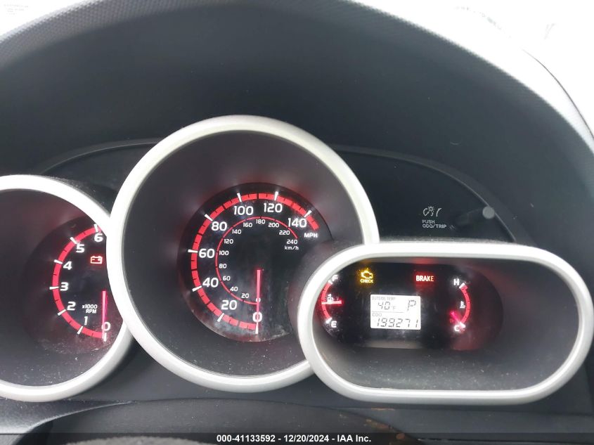 2010 PONTIAC VIBE VIN: 5Y2SP6E03AZ404584