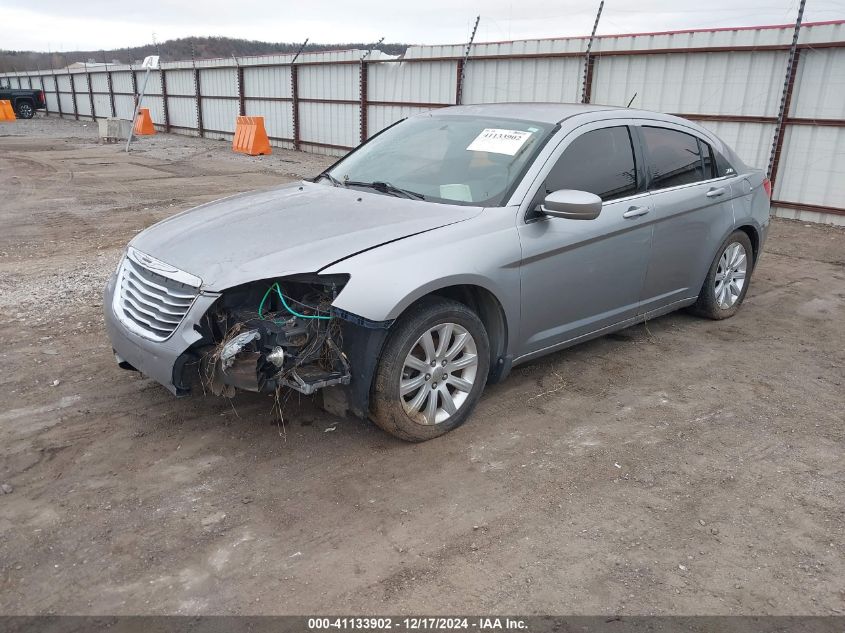 VIN 1C3CCBBGXDN678245 2013 CHRYSLER 200 no.2