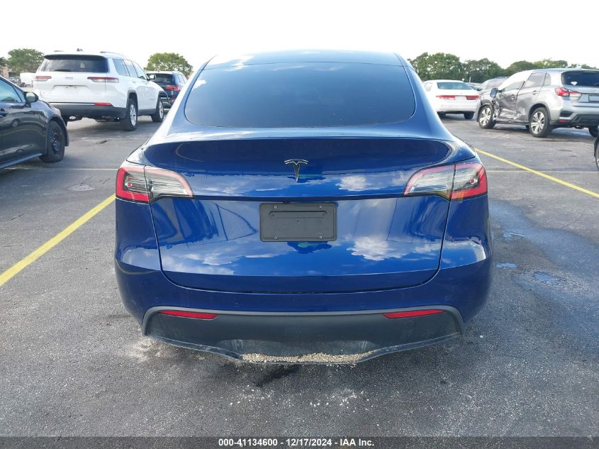 2021 Tesla Model Y Standard Range Rear-Wheel Drive VIN: 5YJYGDED4MF112857 Lot: 41134600