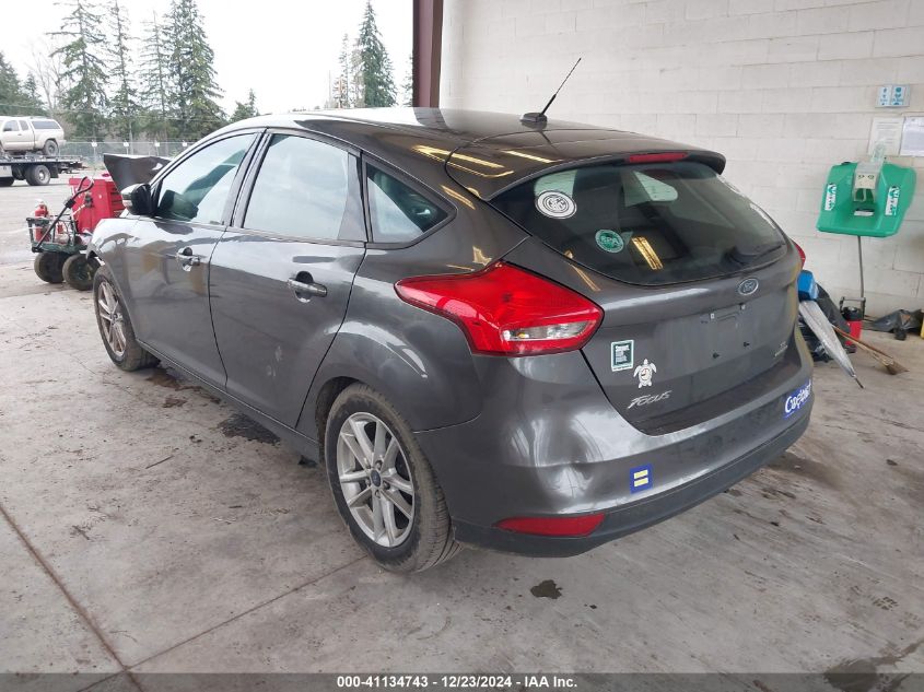 VIN 1FADP3K2XGL204784 2016 Ford Focus, SE no.3