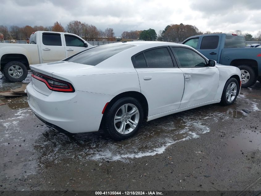 VIN 2C3CDXBG4HH546462 2017 Dodge Charger, Se Rwd no.4